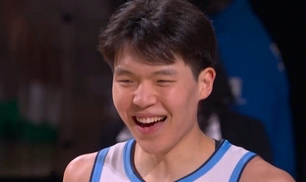 杨健：杨瀚森的笑容让我想起了姚明 后者新秀赛季就打全明星正赛